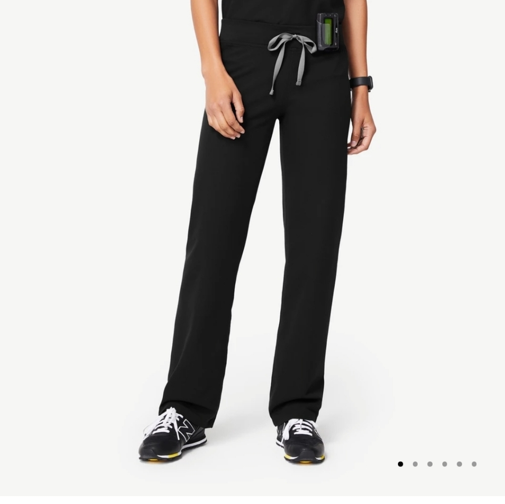 Figs Livingston Basic Scrub Pants